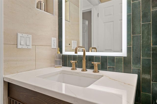 8351 BOWDEN WAY, Windermere, FL 34786