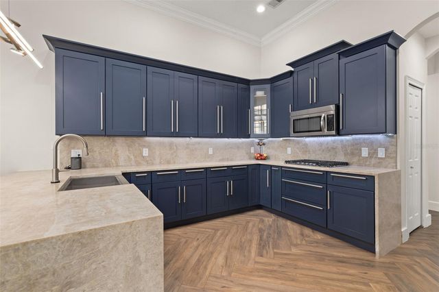 8351 BOWDEN WAY, Windermere, FL 34786