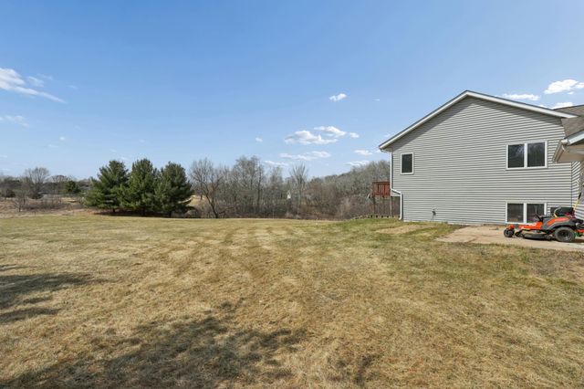 891 170th Avenue, New Richmond, WI 54017