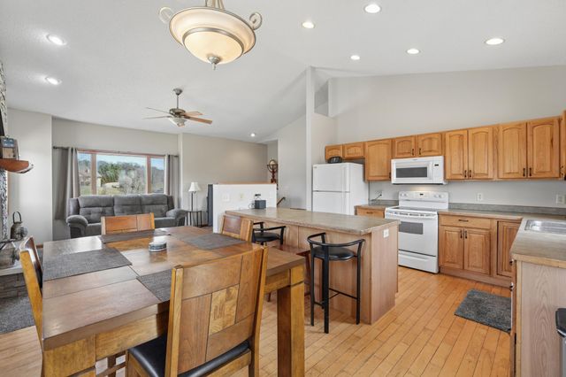 891 170th Avenue, New Richmond, WI 54017