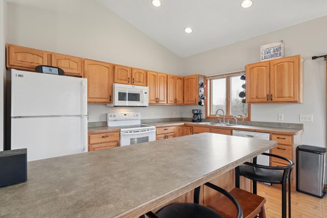 891 170th Avenue, New Richmond, WI 54017