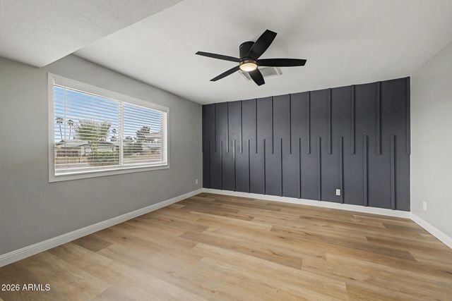 8716 E MITCHELL Drive, Scottsdale, AZ 85251