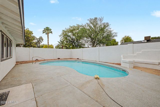 8716 E MITCHELL Drive, Scottsdale, AZ 85251
