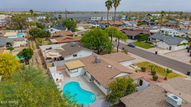 8716 E MITCHELL Drive, Scottsdale, AZ 85251