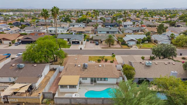 8716 E MITCHELL Drive, Scottsdale, AZ 85251