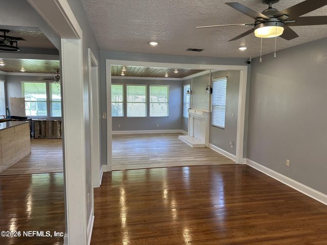 6660 ORIOLE Avenue, Jacksonville, FL 32216