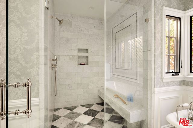 8906 Ashcroft Avenue, West Hollywood, CA 90048