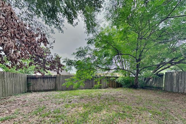1411 Cameron Park Lane, Spring, TX 77386