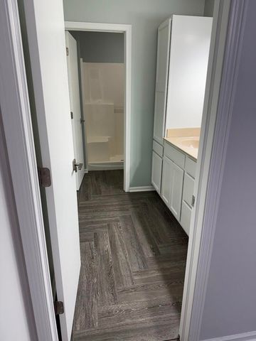 6418 Grosbeak Court, Hobart, IN 46342