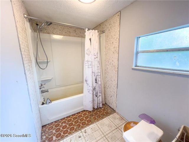 216 Harvey Road, Brunswick, GA 31525