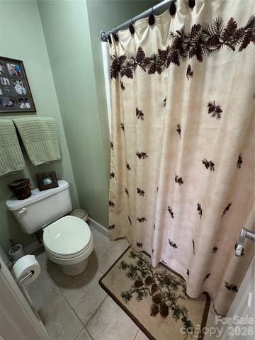 128 Hillcrest Road, Newland, NC 28657