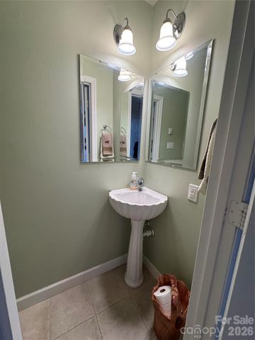 128 Hillcrest Road, Newland, NC 28657