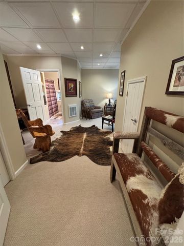 128 Hillcrest Road, Newland, NC 28657