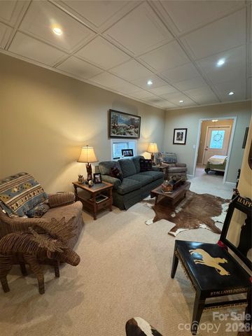 128 Hillcrest Road, Newland, NC 28657