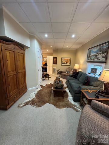 128 Hillcrest Road, Newland, NC 28657