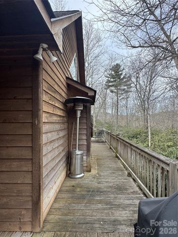 128 Hillcrest Road, Newland, NC 28657