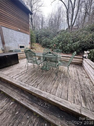 128 Hillcrest Road, Newland, NC 28657