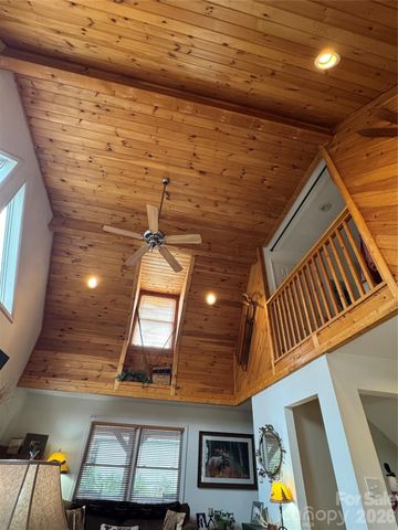 128 Hillcrest Road, Newland, NC 28657