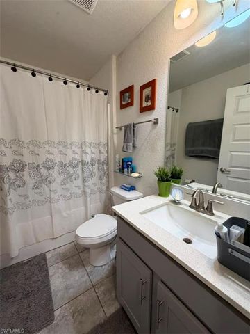 919 NE 36th TER, Cape Coral, FL 33909