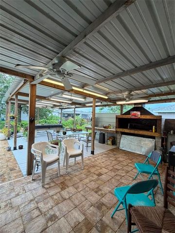 919 NE 36th TER, Cape Coral, FL 33909