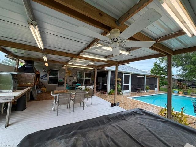 919 NE 36th TER, Cape Coral, FL 33909