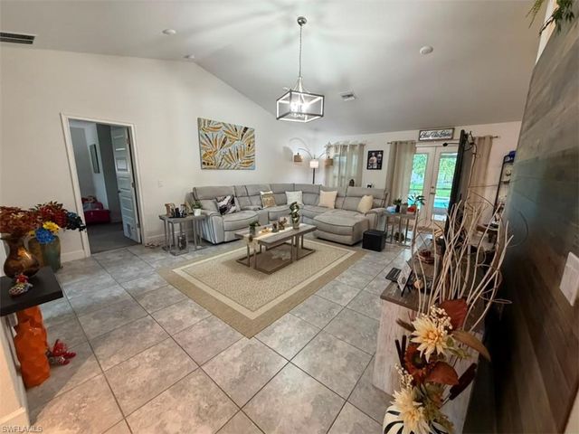 919 NE 36th TER, Cape Coral, FL 33909