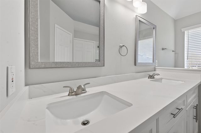 17711 Shelby Oaks Circle, Richmond, TX 77407