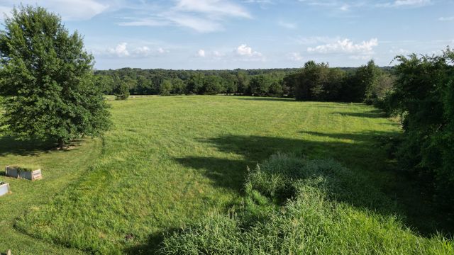 1178 E 418th Road, Bolivar, MO 65613