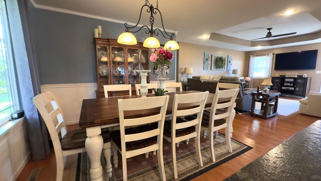 1178 E 418th Road, Bolivar, MO 65613