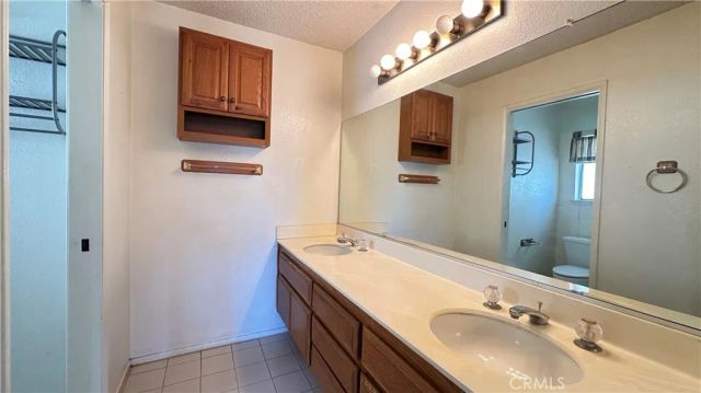 28979 Jasmine Creek Lane, Highland, CA 92346