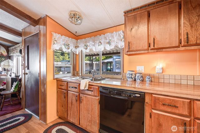 11622 Silver Lake Rd #90, Everett, WA 98208