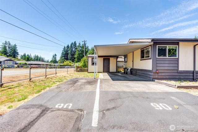 11622 Silver Lake Rd #90, Everett, WA 98208