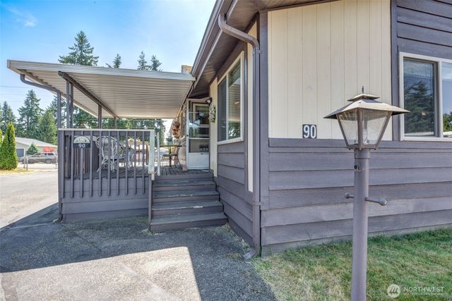 11622 Silver Lake Rd #90, Everett, WA 98208