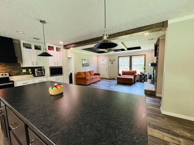 661 Woodrow Road, Estill, SC 29918