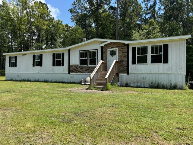 661 Woodrow Road, Estill, SC 29918