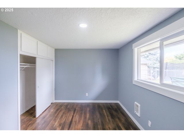 3365 Glendale Ave Ne, Salem, OR 97301