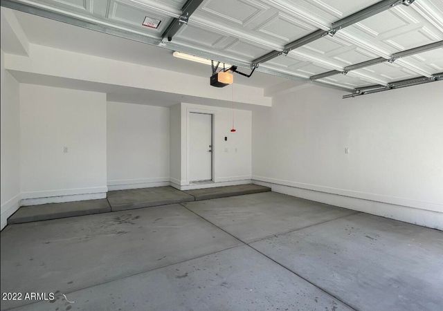 3215 E Flower Street 16, Phoenix, AZ 85018