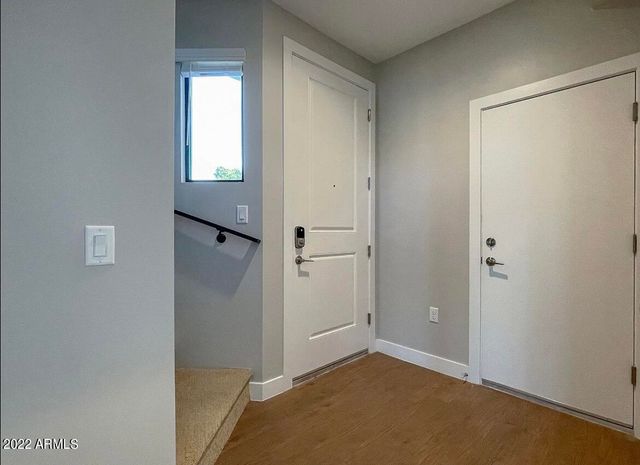 3215 E Flower Street 16, Phoenix, AZ 85018