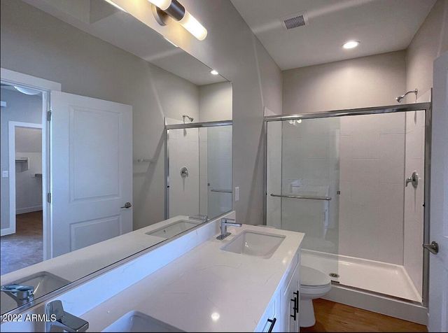 3215 E Flower Street 16, Phoenix, AZ 85018