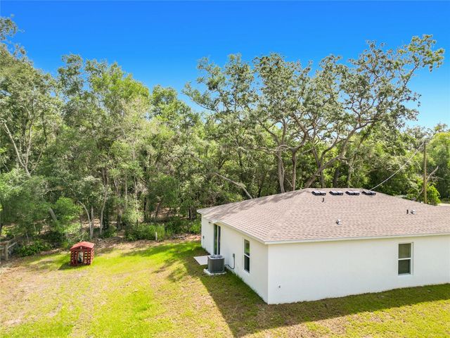 50 BAY ROAD, Ocklawaha, FL 32179