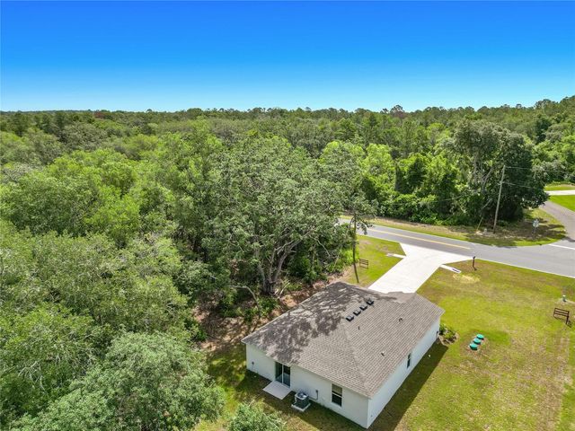 50 BAY ROAD, Ocklawaha, FL 32179