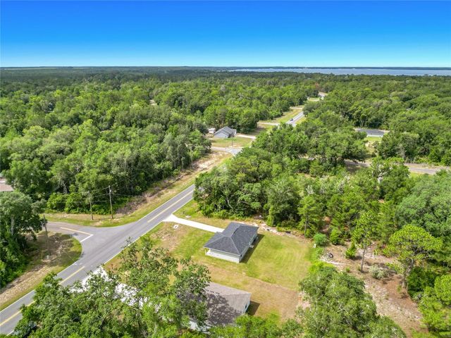 50 BAY ROAD, Ocklawaha, FL 32179