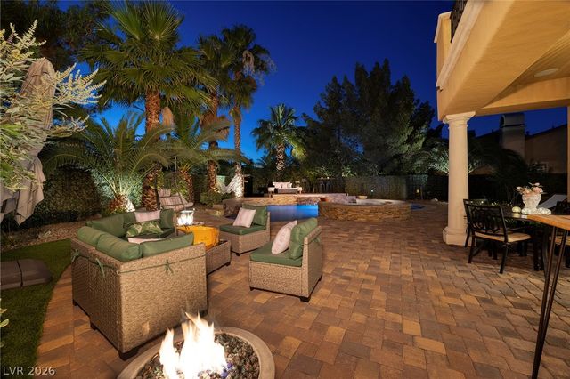 15 Benevolo Drive, Henderson, NV 89011