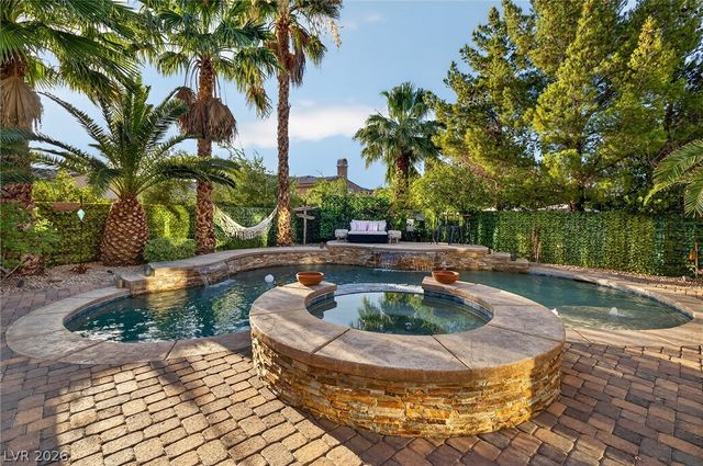 15 Benevolo Drive, Henderson, NV 89011