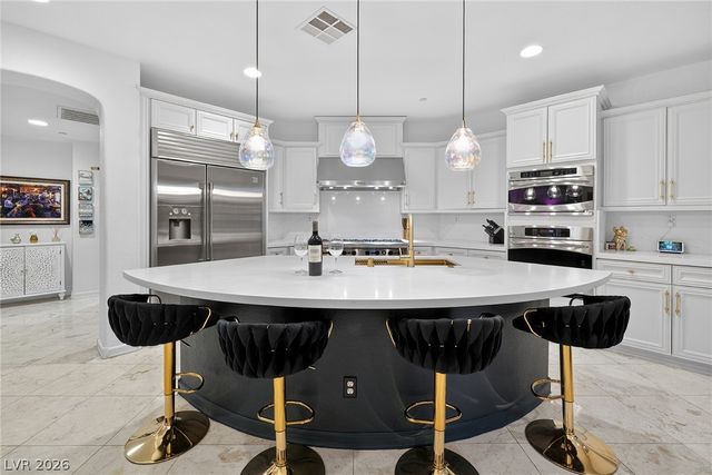 15 Benevolo Drive, Henderson, NV 89011