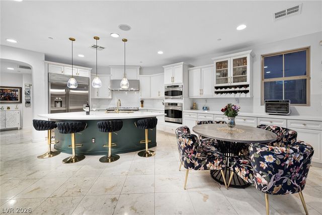 15 Benevolo Drive, Henderson, NV 89011