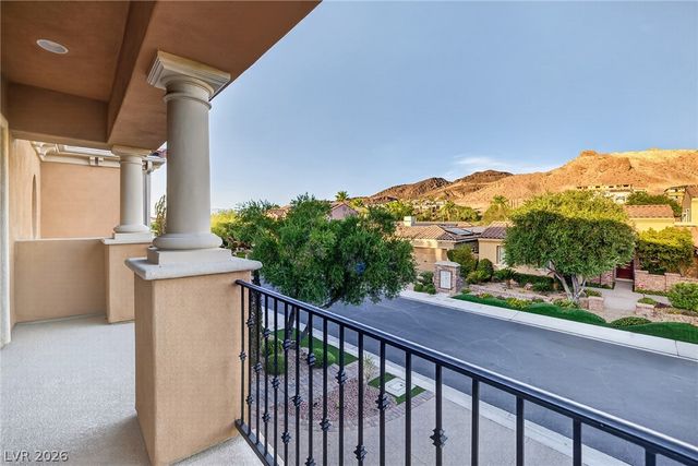 15 Benevolo Drive, Henderson, NV 89011