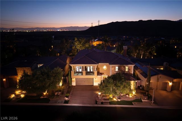 15 Benevolo Drive, Henderson, NV 89011