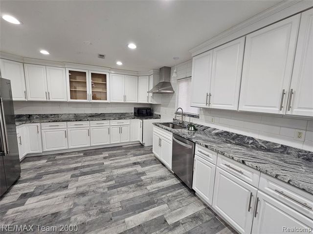 2780 Denton Road, Canton, MI 48188