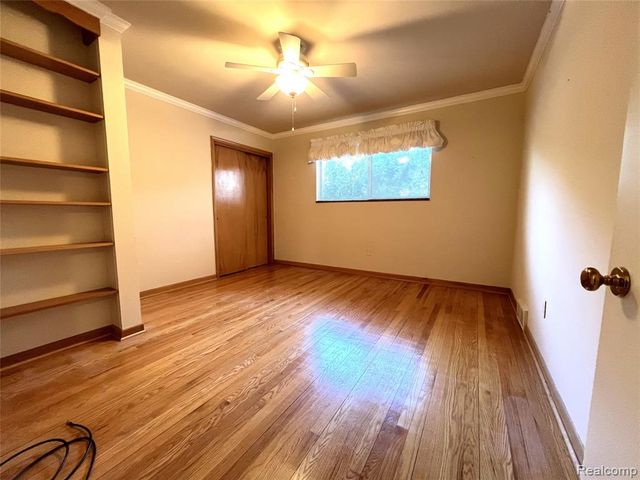 505 Anita Avenue, Grosse Pointe, MI 48236